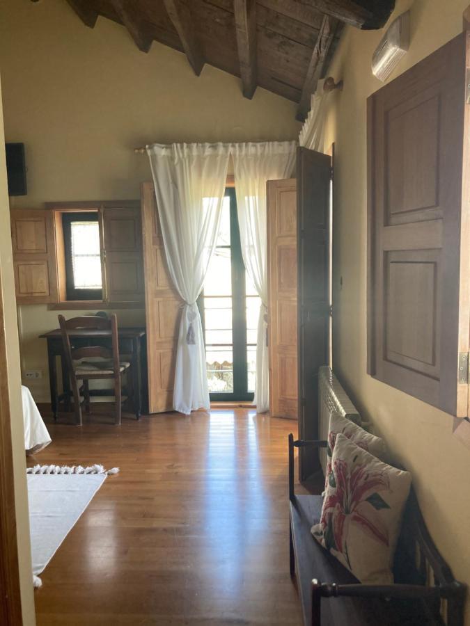 Casa Milia Pensionat Castaneda  Eksteriør billede